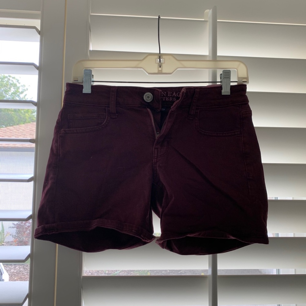 High rise super stretch maroon shorts